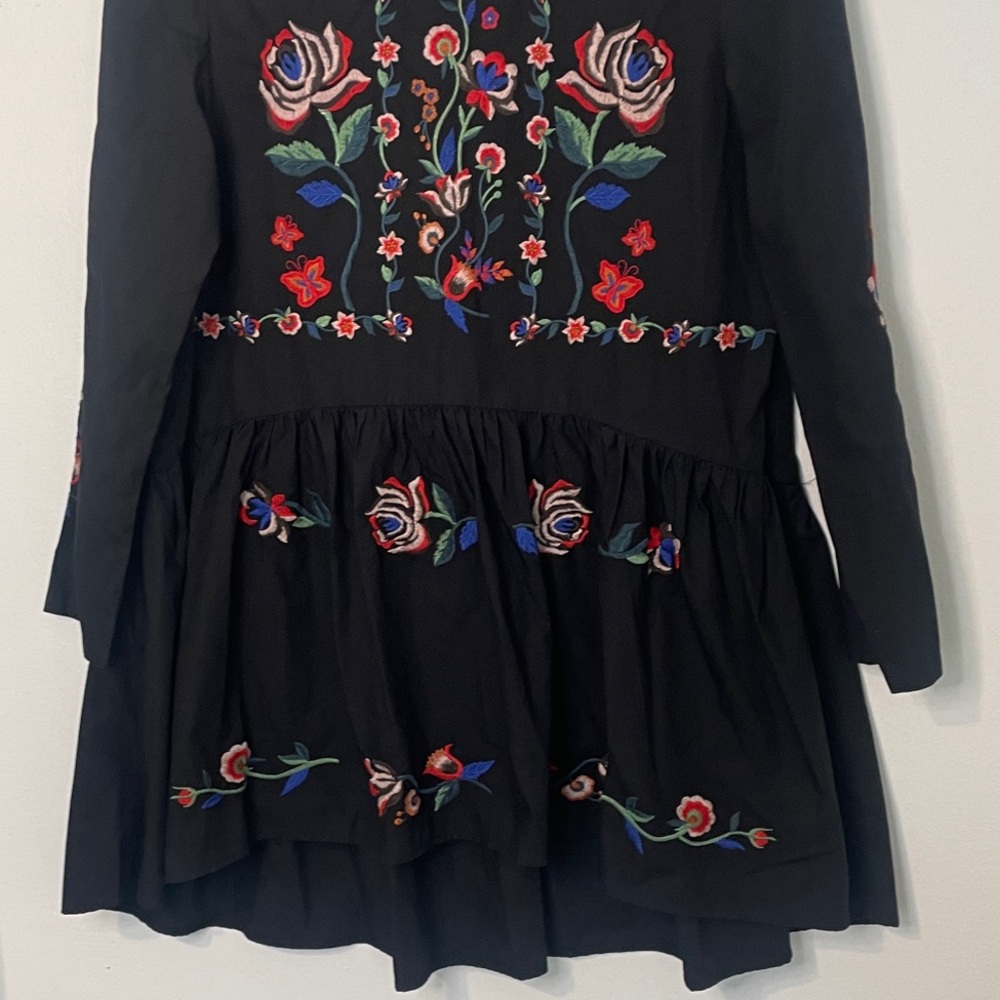 Velzera Bohemian Black Dress with Colorful Floral Design Womens size Small - Picture 3 of 7